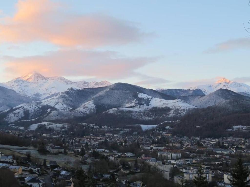 Terrasse, Jardin,, Appartement 80M², Vue Montagne, Wifi, Bureau Bagnères-de-Bigorre Kültér fotó